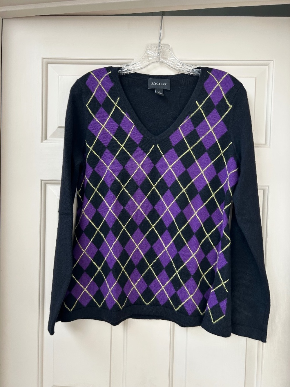 MCDUFF ARGYLE CASHMERE SWEATER LIKE NEW MEDIUM